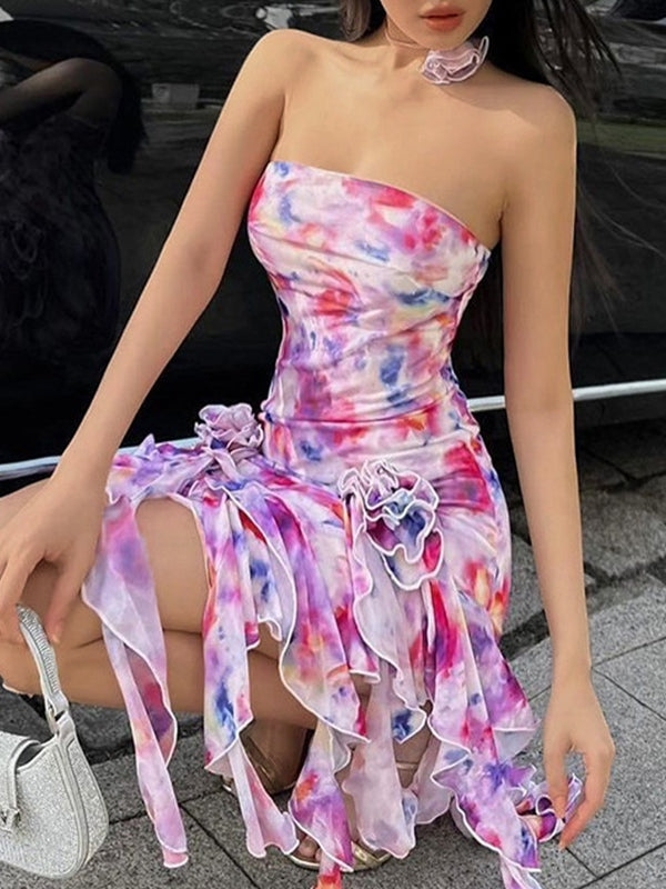 Bandeau-Minikleid mit Rüschen und Blumenverzierung