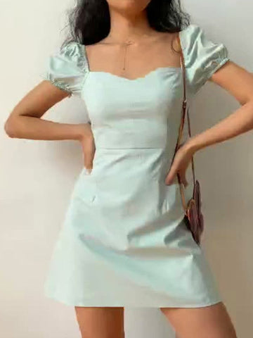 Vintage Minikleid mit Puffärmeln