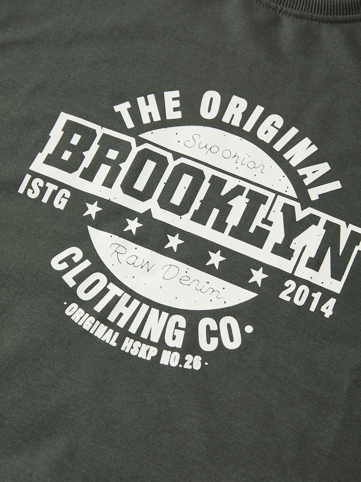 Sudadera con cuello redondo y gráfico de Brooklyn