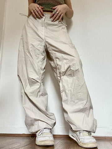 Baggy-Cargohose mit Kordelzug und niedriger Taille