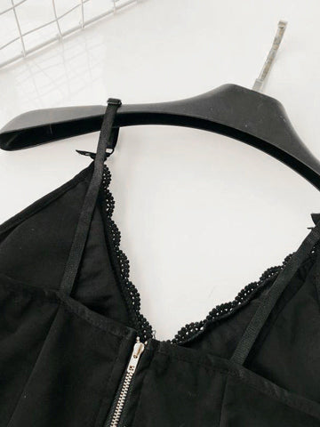 Bustier de encaje con lazo delantero