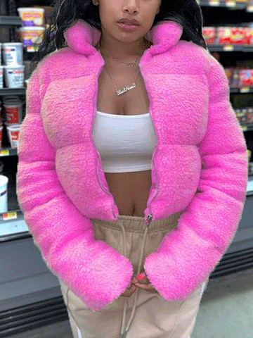 Abrigo de piel tipo burbuja con cuello alto