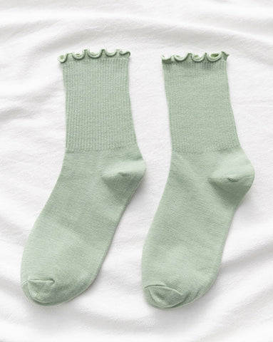 Socken mit Rüschenfalten