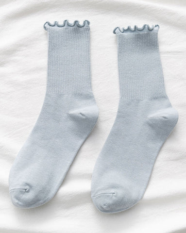 Socken mit Rüschenfalten