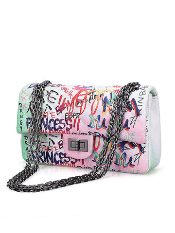 Bolso bandolera con grafiti