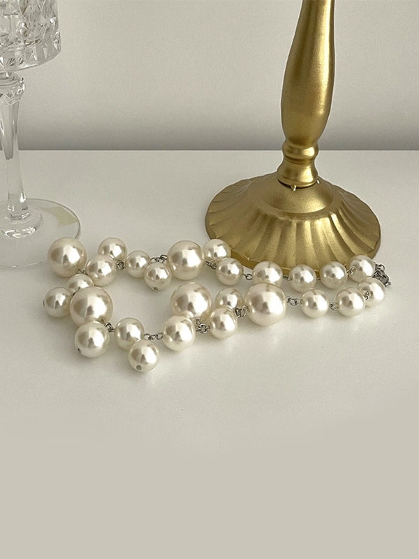 Chunky Faux Pearl Necklace