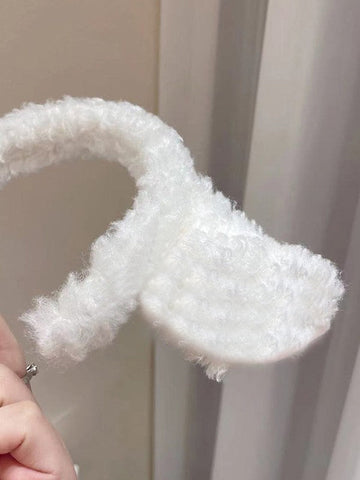 Flauschiges Stirnband mit weißem Schaf