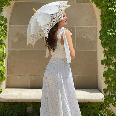 Adorable vestido veraniego midi con abertura alta y estampado de margaritas - Blanco