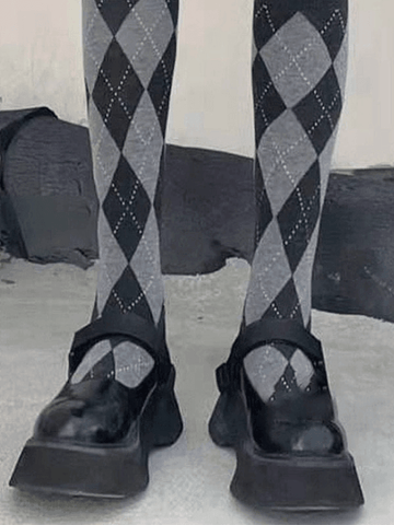 Kniestrümpfe mit Argyle-Muster