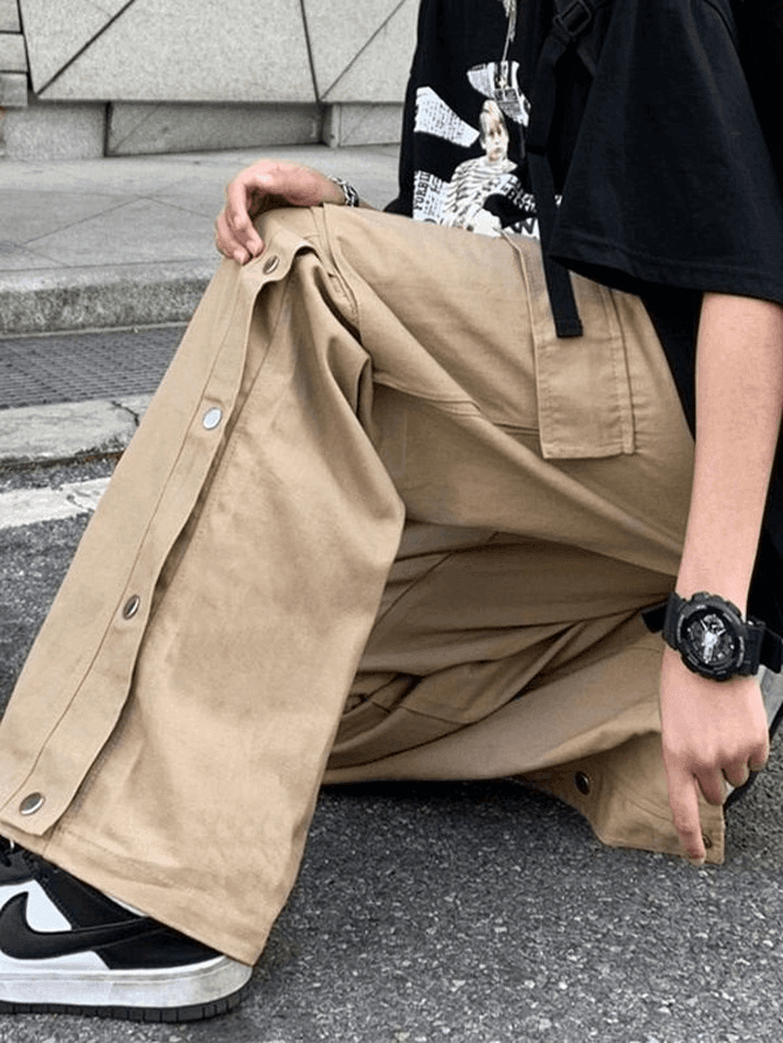 Pantalones cargo con parche de bolsillo abotonado