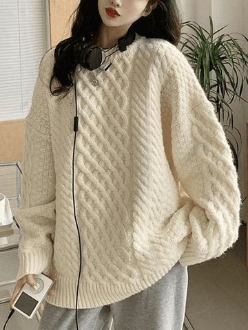 Pullover mit Zopfmuster