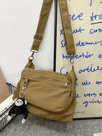 Vintage-Umhängetasche mit Cartoon-Anhänger
