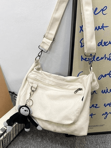 Vintage-Umhängetasche mit Cartoon-Anhänger