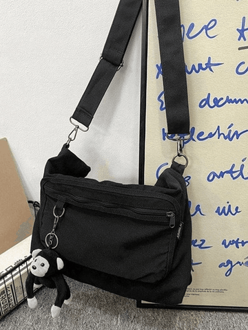 Vintage-Umhängetasche mit Cartoon-Anhänger