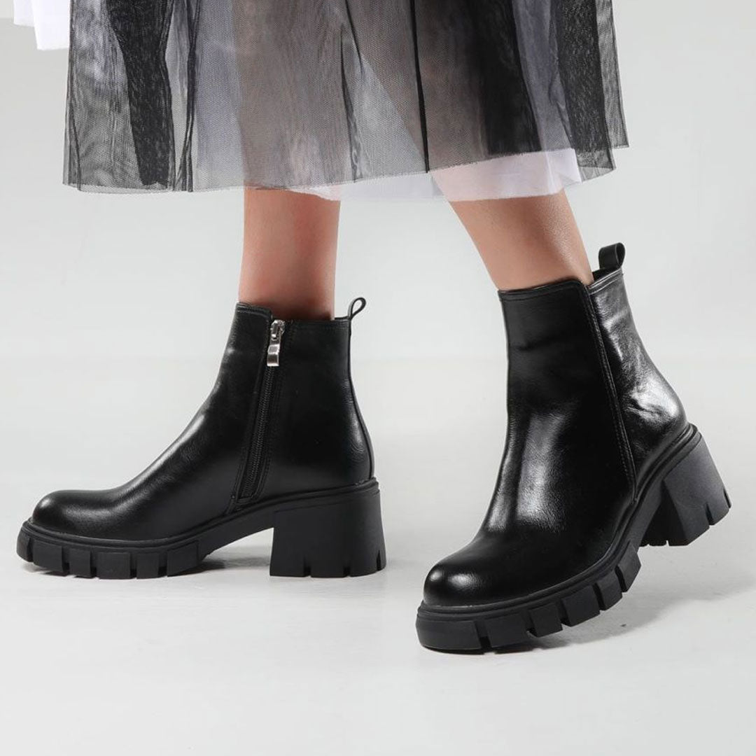 Botines Chelsea con tacón de bloque y suela dentada - Negro