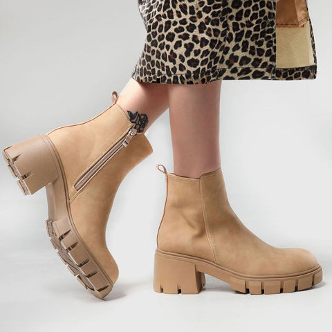 Chelsea-Stiefeletten mit Blockabsatz und Profilsohle - Khaki