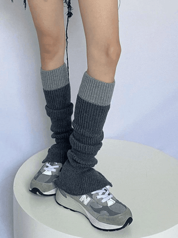 Contrast Ankle Flare Ribbed Knit Leg Warmer