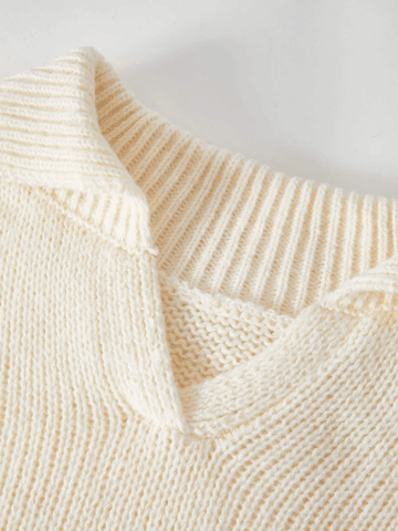 Kurzer, flauschiger Strickpullover