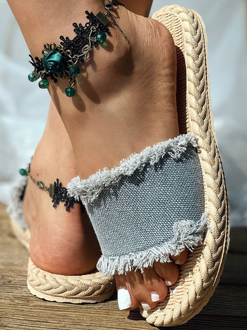 Sandalias de playa con tiras de mezclilla