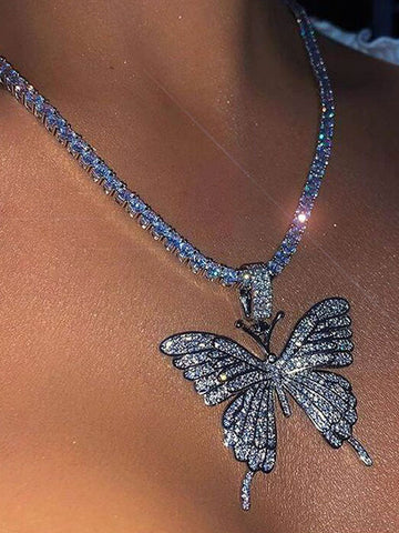 Collar de mariposa con diamantes de imitación