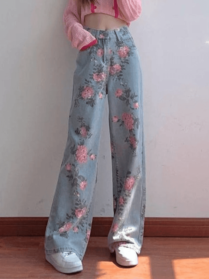 Boyfriendjeans mit Blumenmuster und hohem Bund