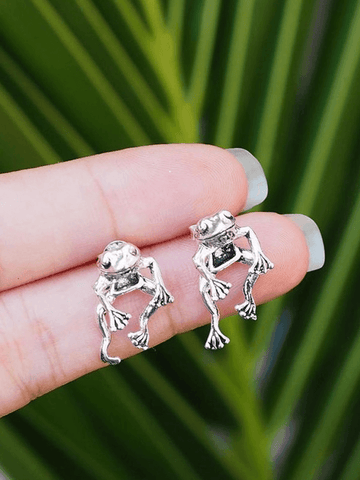 Frog Design Stud Earring