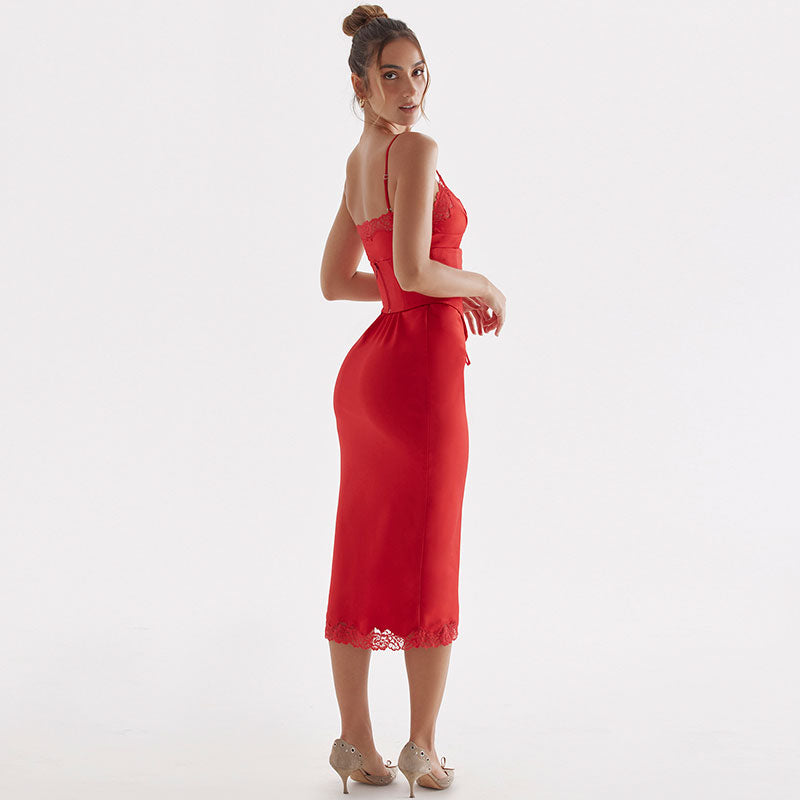 Vestido midi ajustado con encaje, cinturón y cola de pez - Rojo