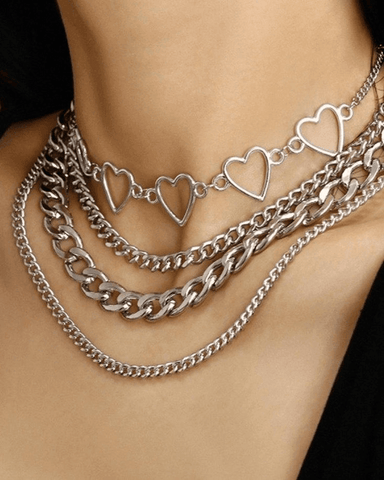 Collar multicapa de corazón