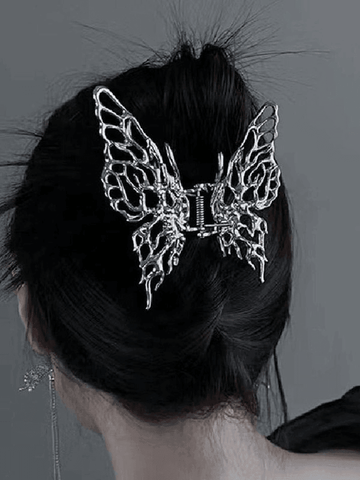 Pinza para el pelo grande con forma de mariposa hueca