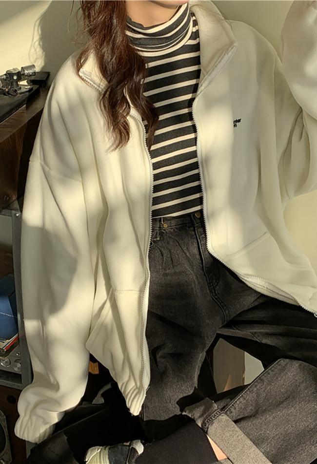 Letter Print Zip Up Jacket Omcne