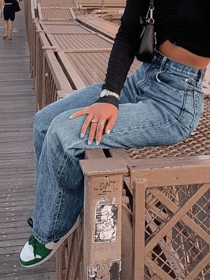 Light Washed Boyfriend Jeans