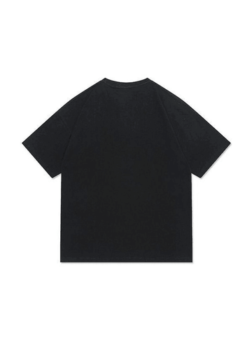 Camiseta gráfica oscura con relámpagos para hombre