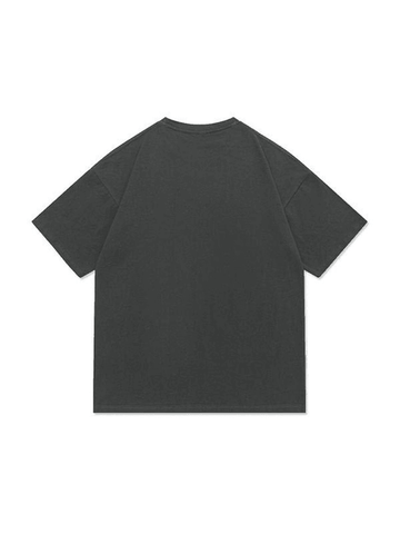 Camiseta gráfica oscura con relámpagos para hombre