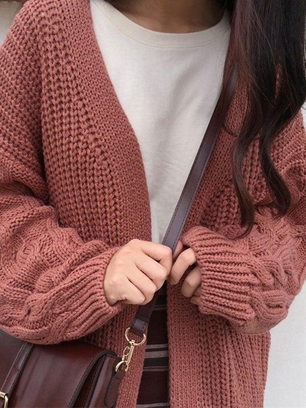 Strickjacke mit Zopfmuster und offener Vorderseite