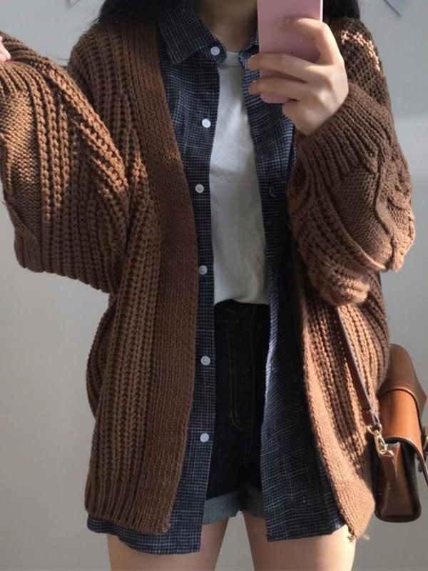 Strickjacke mit Zopfmuster und offener Vorderseite