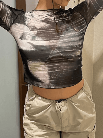 Überfärbtes, langärmliges Crop-Top aus Mesh