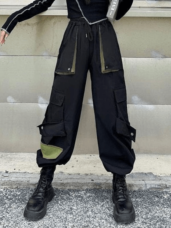 Patchwork Pocket Detail Cargo Pants