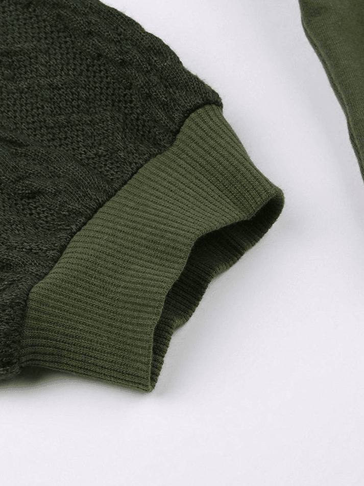 Kurzer Pullover mit Patchwork-Sternenmuster