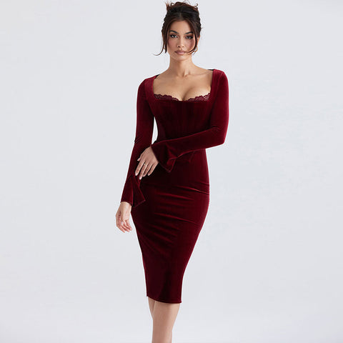 Vestido midi ajustado de terciopelo con mangas largas, ribete de encaje y paneles de malla - Borgoña