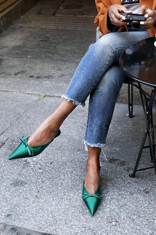 Pointed Toe Low Heel Mules Flip Flop