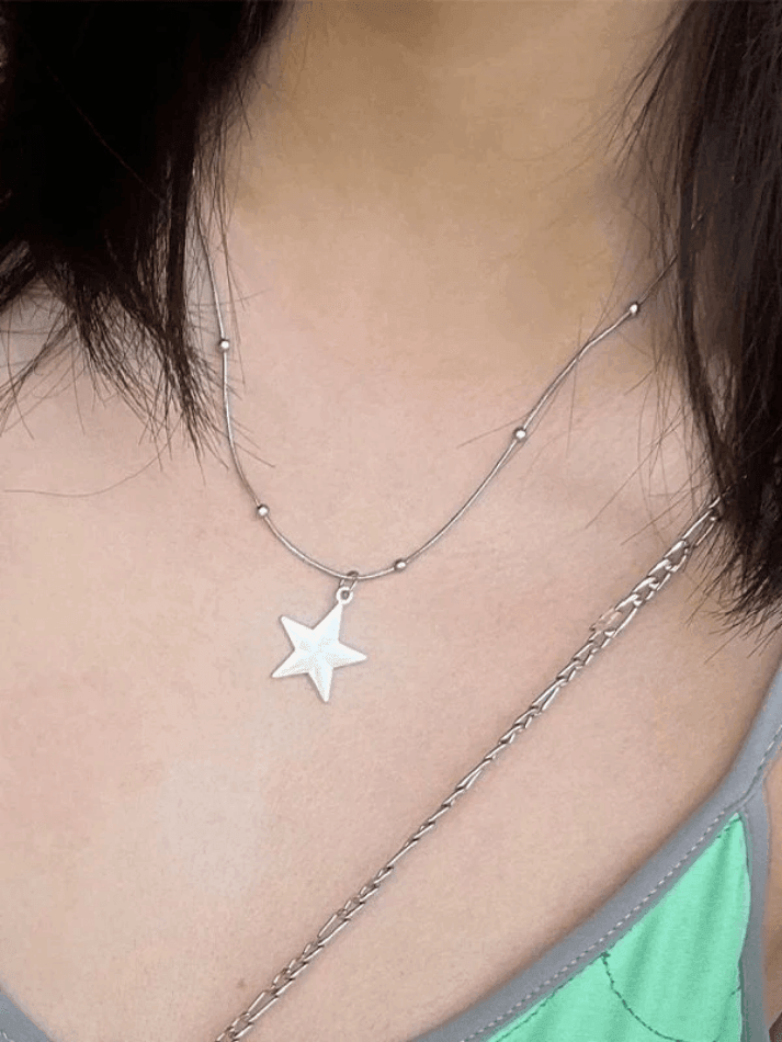 Silver Vintage Star Necklace