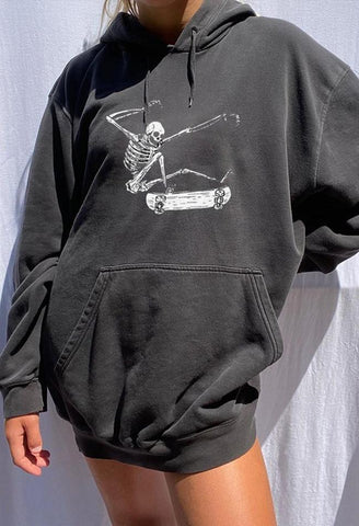 Hoodie mit Totenkopf-Skater-Print