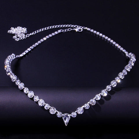 Diadema con halo y lágrima de diamantes de imitación brillantes - Plateada