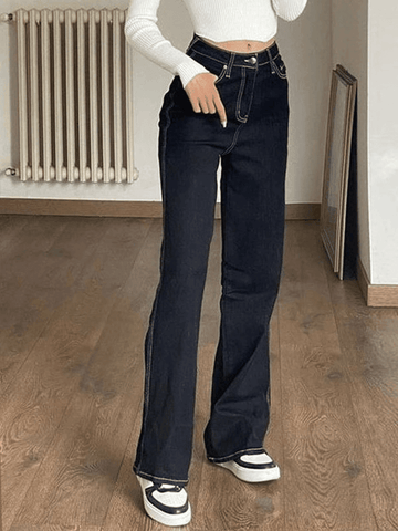 Boyfriendjeans mit hoher Taille und Nähten