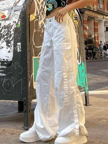 Pantalones cargo de paracaídas blancos de pierna recta