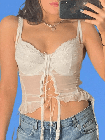 Kurzes Camisole-Top aus Netzstoff mit Spitzeneinsatz und Schnürung vorne