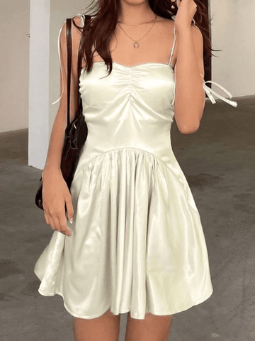 Satin-Minikleid mit Bindebändern