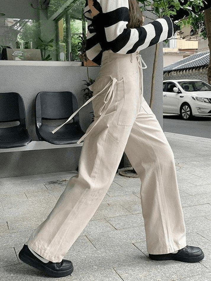 Hose mit geradem Bein und Binderiemen