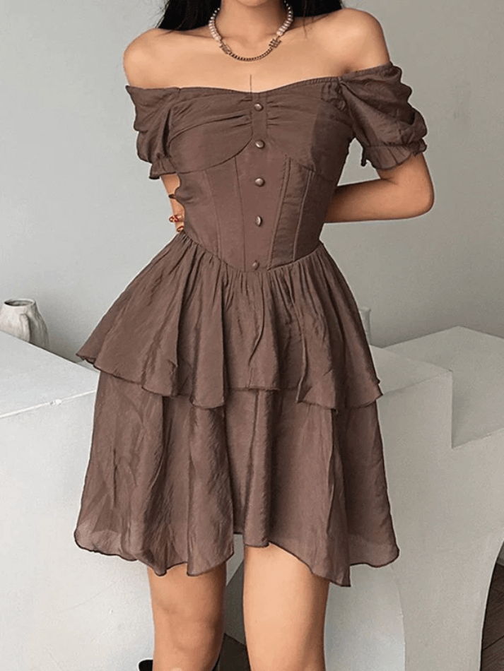 Korsett-Minikleid mit Stufen und Puffärmeln