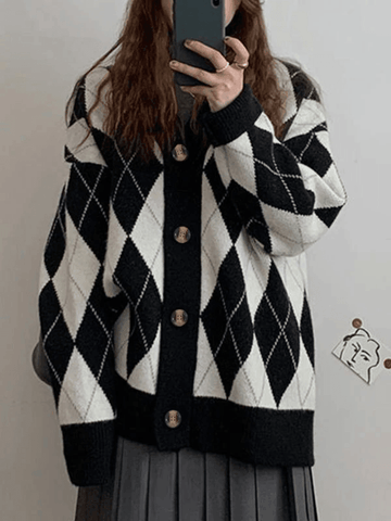 Strickjacke mit Argyle-Muster und V-Ausschnitt